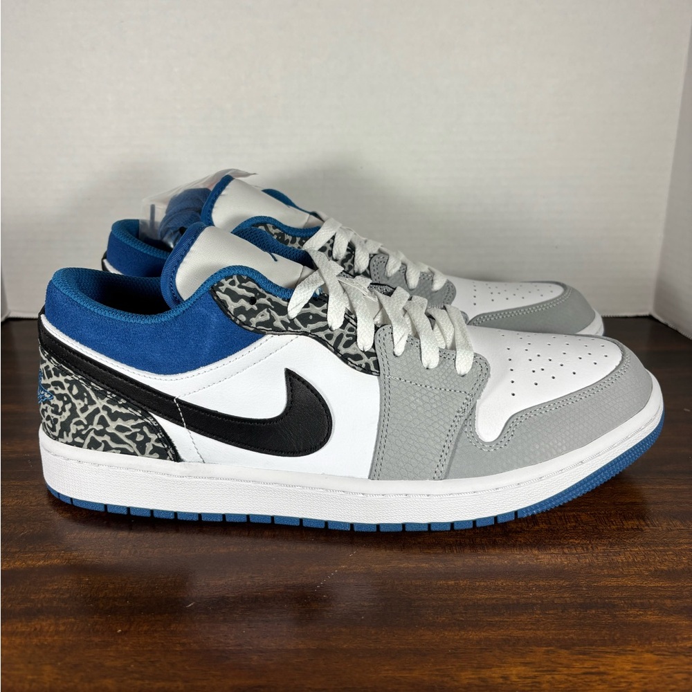 Air Jordan 1 low SE